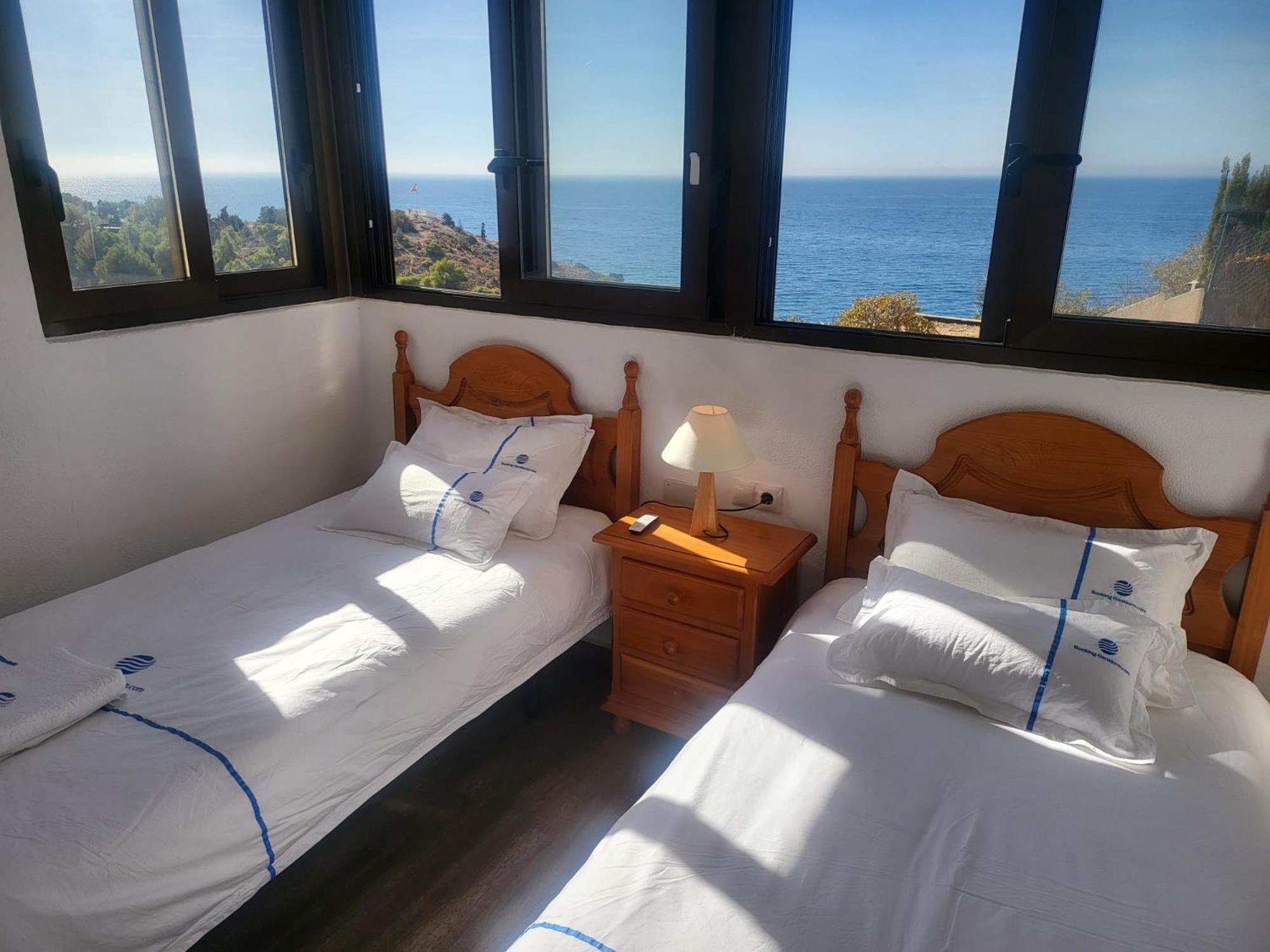 Trinisol II Private Apartments With Sea View Benidorm Exterior photo